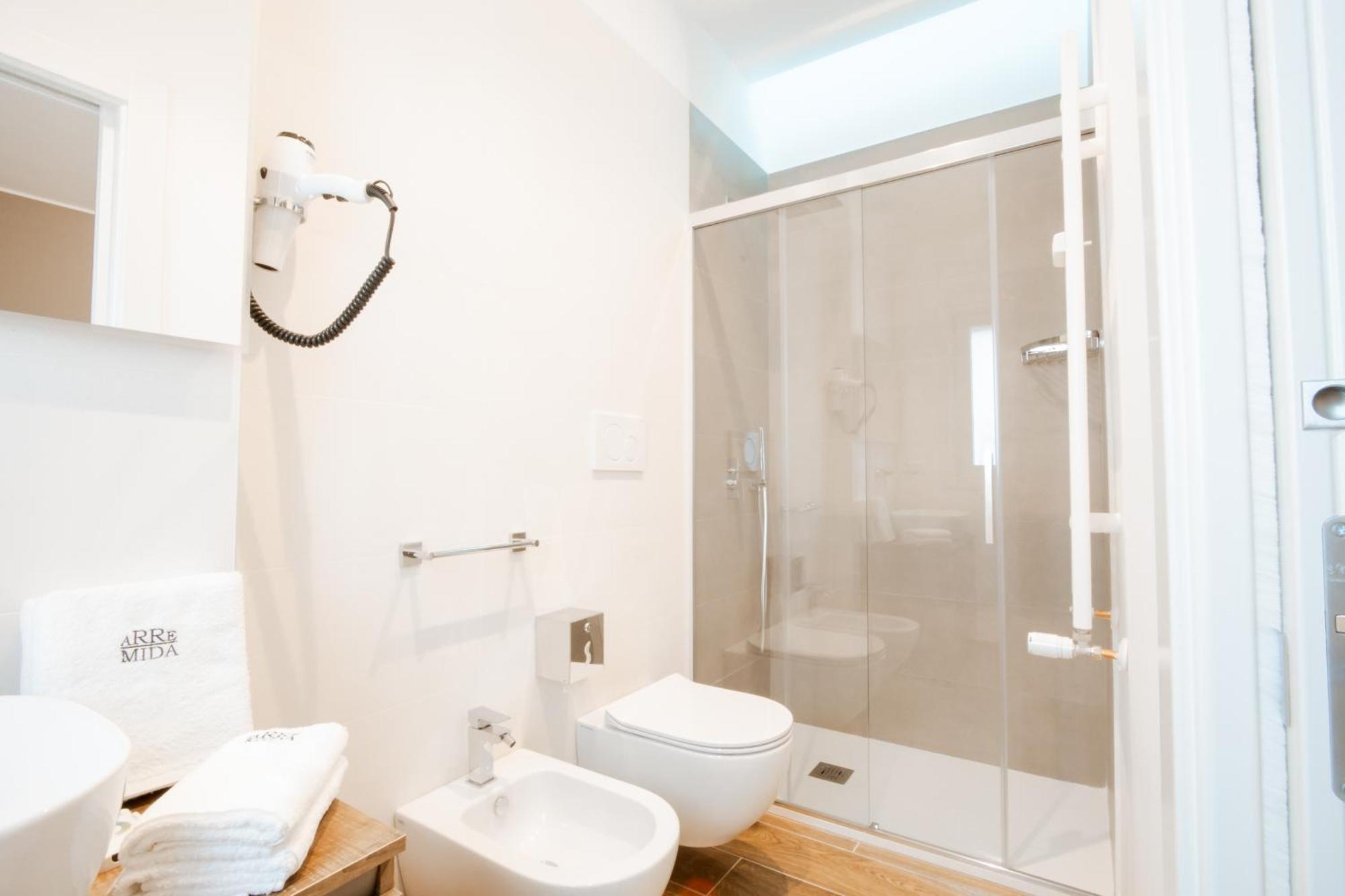 Arre Mida Hotel Бари Екстериор снимка